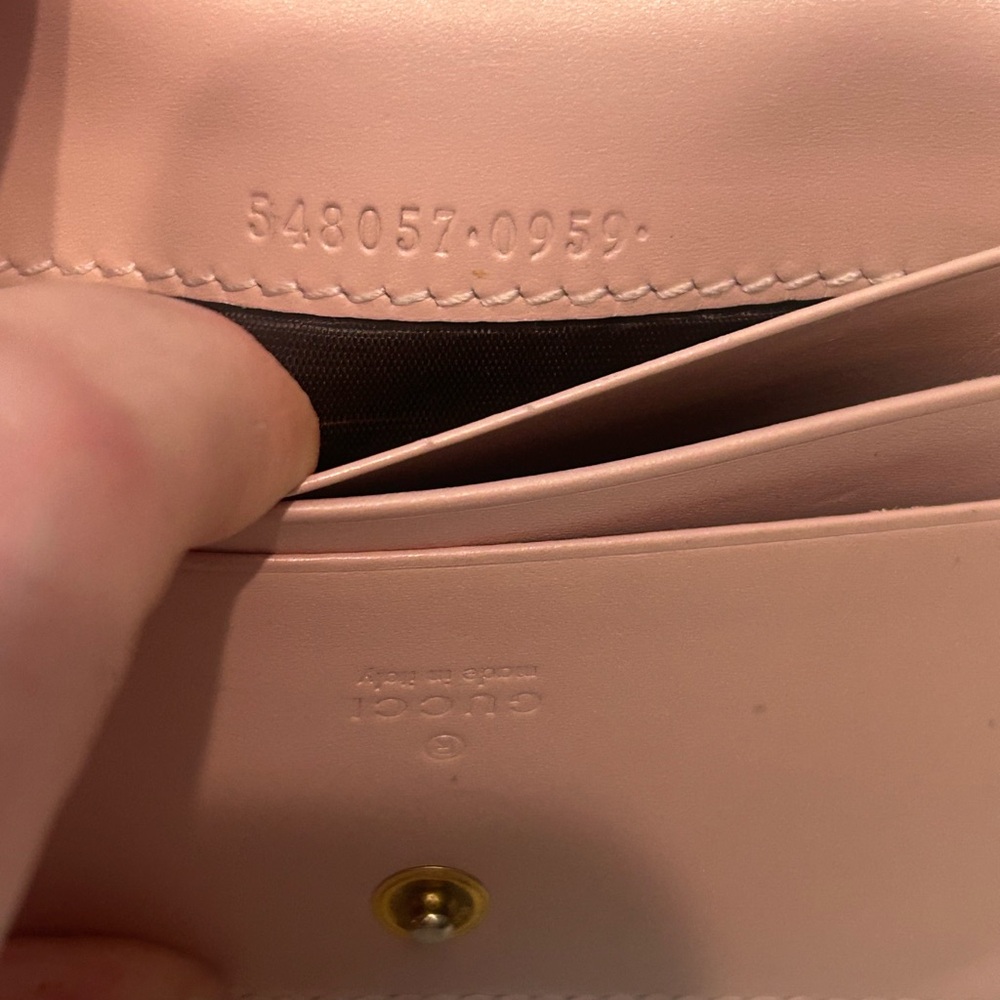 Gucci Cat Crystal Pink Embossed Compact Wallet - Picture 10 of 12